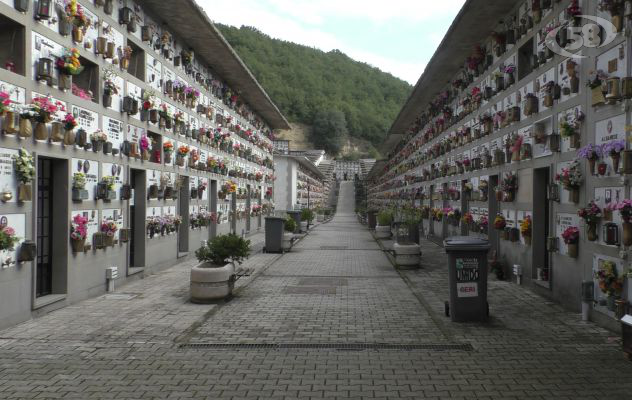 Ariano, parte l'ampliamento del cimitero. Un anno per il primo lotto