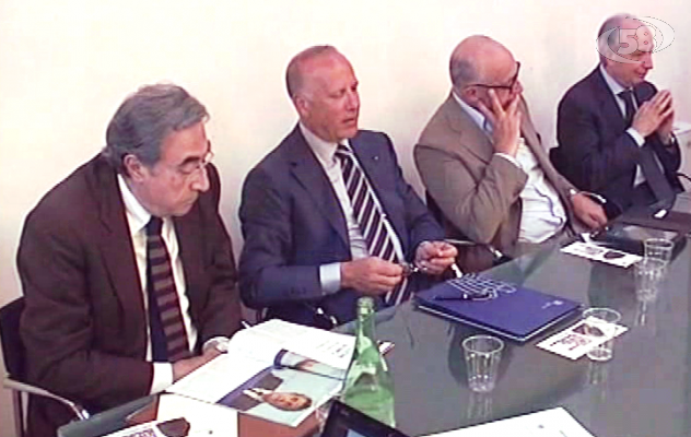 La ricerca come soluzione per uscire dalla crisi: confronto con Zecchino e Nicolais