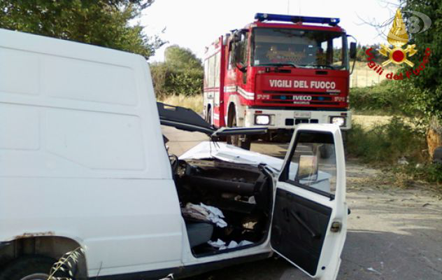 Schianto letale tra Greci e Savignano: muore un settantacinquenne