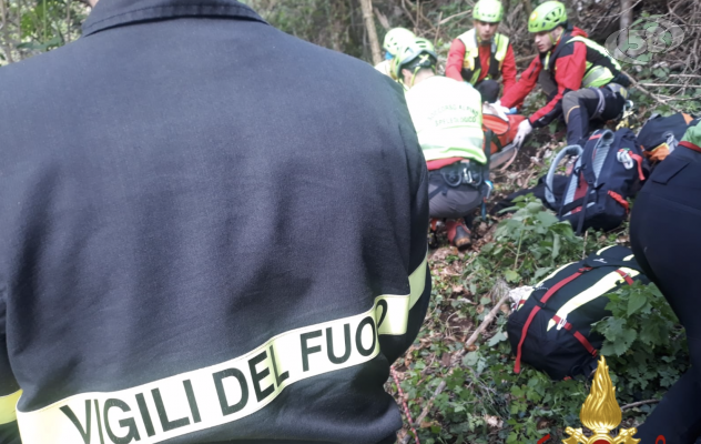 Ritrovato l'uomo scomparso 3 giorni fa: era scivolato in un vallone