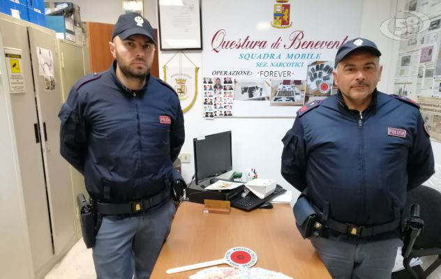 Spacciava cocaina in casa, arrestato 36enne