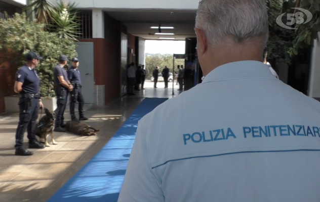 Poco personale, troppi detenuti, scarsa assistenza: benvenuti a Bellizzi 