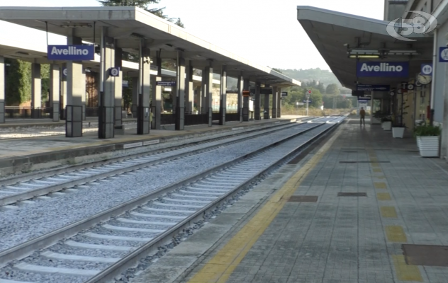 La stazione compie 140 anni, De Luca non c'è: l'ira di Festa