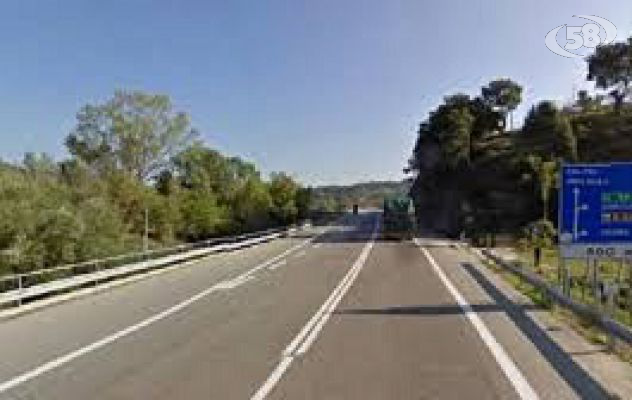 Cadono calcinacci dal viadotto, chiuso tratto Montella - Paternopoli