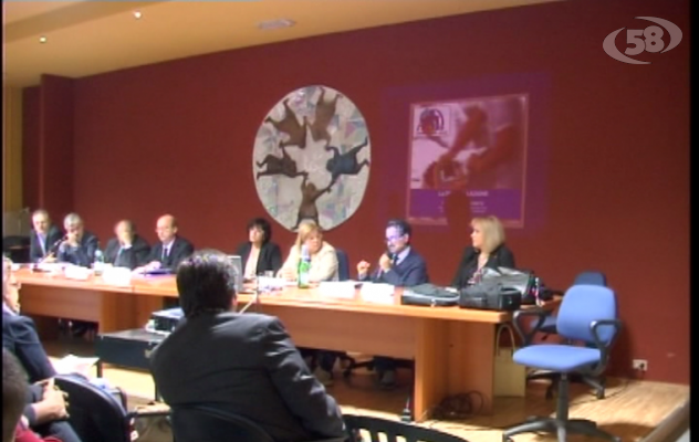 Ariano, doping e sport: un defibrillatore per ogni struttura