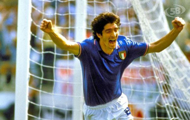 Addio a Paolo Rossi, portò l'Italia sul tetto del mondo: ritratto di un campione