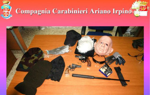 Furti, sgominata una banda di rapinatori: 13 arresti emessi dalla Procura di Ariano/Video