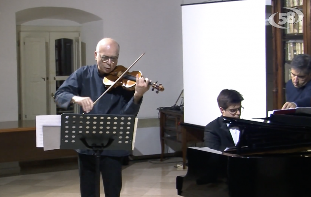 Classicariano incanta con il violinista Duroy e il giovane pianista Antonio Gomena