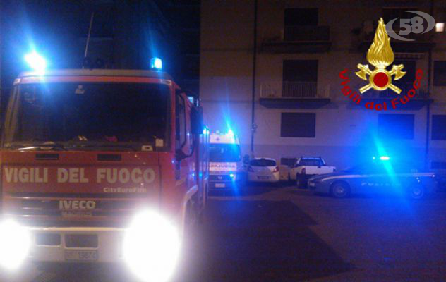 Avellino, black out in Via Piave: i Caschi Rossi soccorrono uomo attaccato al respiratore