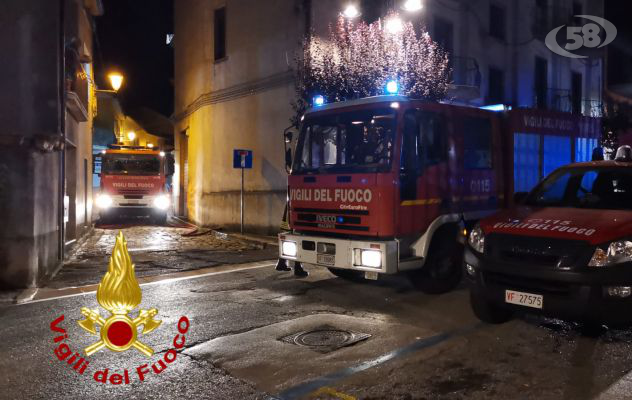 Abitazione in fiamme a Montella, 50enne trovato senza vita