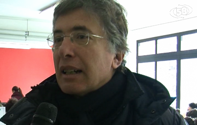 Giornalismo on-line, quale credibilita'? Confronto al Colletta/Video