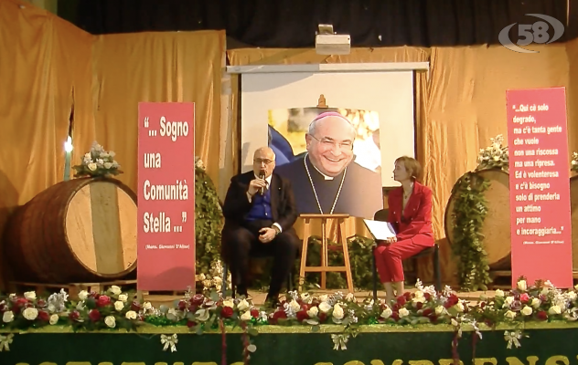 Un premio per ricordare il Vescovo D'Alise, la cerimonia a San Felice a Cancello /VIDEO