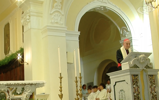 Il Cardinale Comastri ad Ariano: "La condivisione della Fede ci rende fratelli"