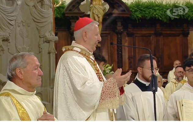 Il Cardinale Versaldi chiude il Congresso Eucaristico: "Camminiamo insieme"