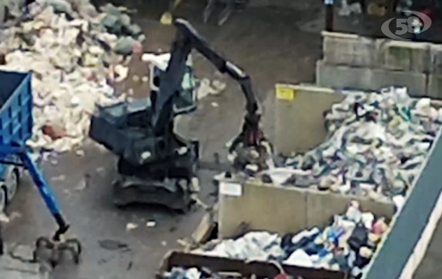 Traffico illecito di rifiuti, 12 arresti del Noe/VIDEO