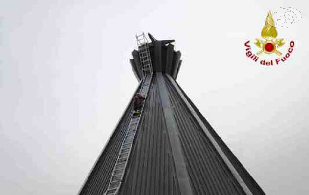 Vento forte sull'Irpinia: trenta interventi dei Caschi Rossi