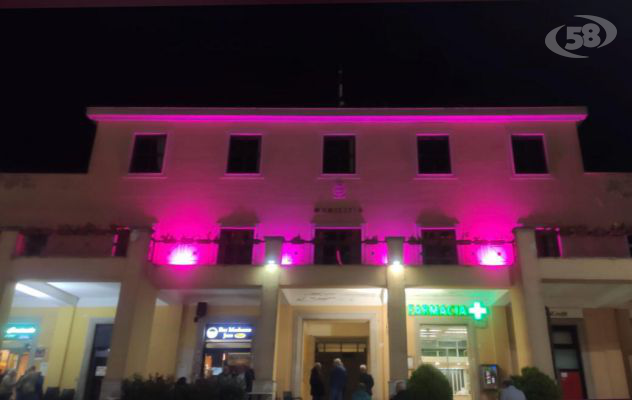 “Ariano si illumina di rosa” per la prevenzione dei tumori al seno