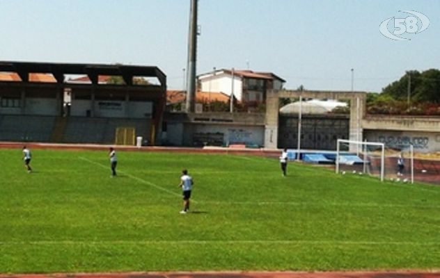 Calcio, la Salernitana riprende gli allenamenti a porte chiuse