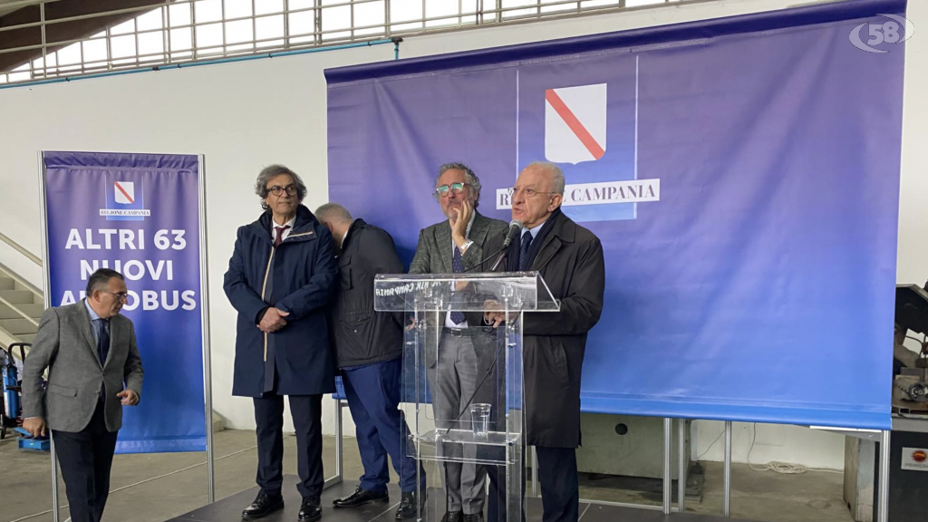 Air, nuova sede e bus. Inaugurazione con De Luca