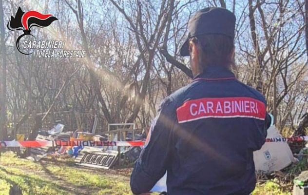 Deposito di rifiuti, Carabinieri denunciano due persone