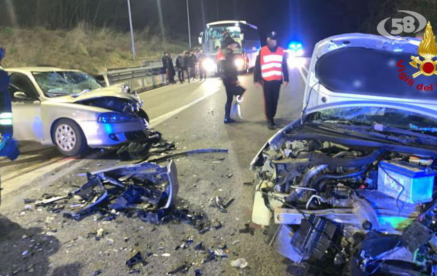 Schianto sull'Ofantina, quattro in ospedale