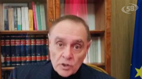 Scritte contro Piantedosi, Mastella: "Dimostrazione di idiozia, massima vicinanza e solidarietà istituzionale"