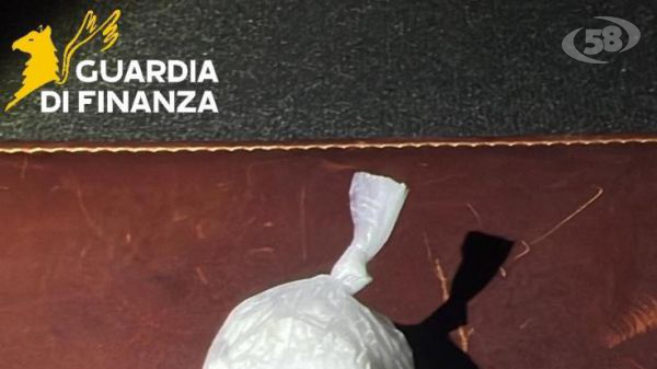 Festività e Ponti, controlli straordinari della Finanza: droga sequestrata