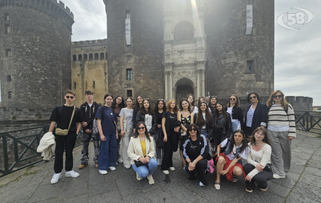 Erasmus liceo "Parzanese", studenti rumeni a Napoli e ad Ariano