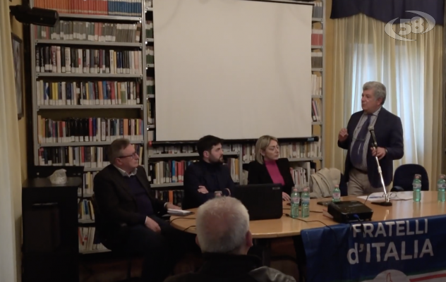 "Dalle Foibe all'esodo", ad Ariano il libro del senatore Menia