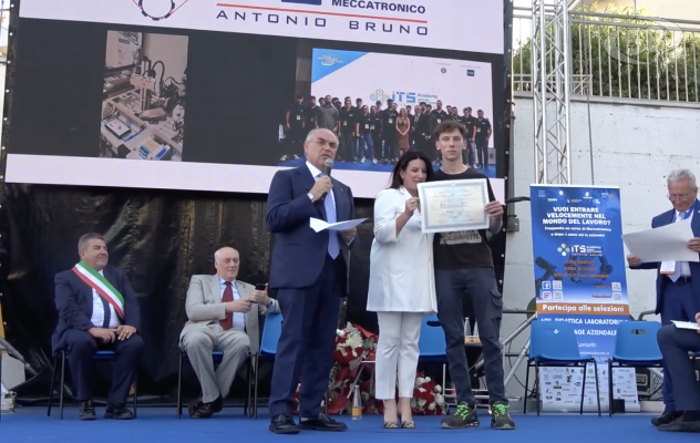 Its, Bruno: "L'obiettivo è che i giovani trovino lavoro in Irpinia"