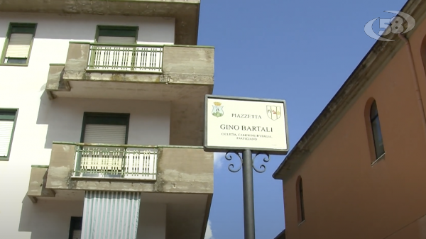 Ariano, una piazza per il grande Gino Bartali /VIDEO