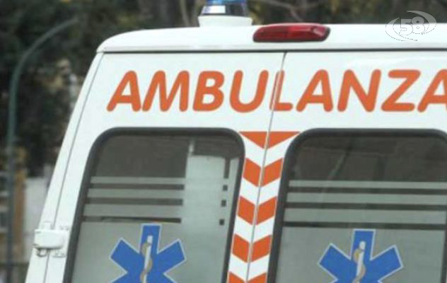 Incidente mortale, scontro tra due auto: perde la vita un 35enne. Ferita una 55enne