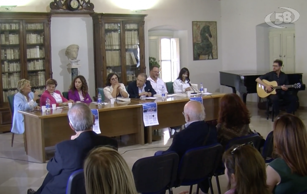 Al via la due giorni della “Book Zone Nicola Savino 2025”. Presentato il libro di Moccia