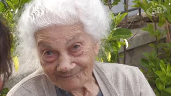 San Mango sul Calore festeggia i 102 anni di nonna Iolanda