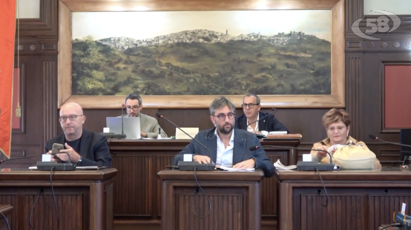Crisi idrica, consiglio ad Ariano. Franza: "Vero tema sono gli investimenti sulle reti"
