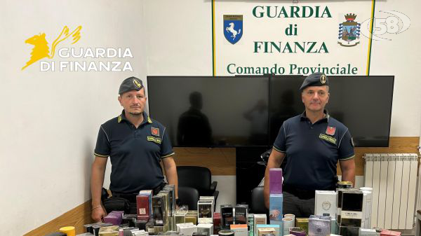 La Finanza sequestra 38mila articoli non conformi e 338 profumi contraffatti