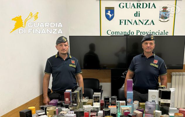 La Finanza sequestra 38mila articoli non conformi e 338 profumi contraffatti