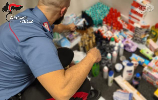 Giovane coppia sorpresa con refurtiva: denunciati dai Carabinieri