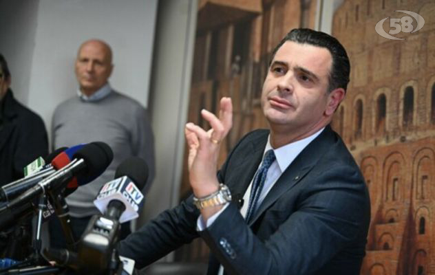 Festa rinuncia all'udienza preliminare e chiede il processo
