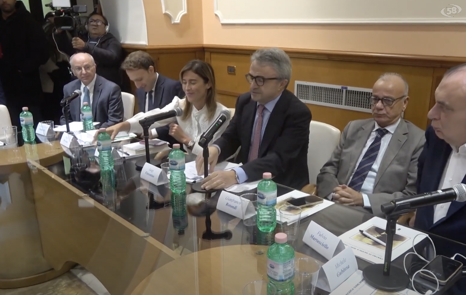 Come "Governare le fragilità" nel saggio di Mattarella e Garofoli