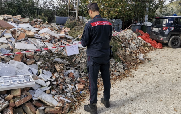 I Carabinieri denunciano una persona per deposito incontrollato di rifiuti in area vincolata.