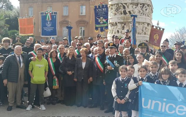 Il ministro Crosetto: “Difesa, la forza che unisce”. Celebrazioni a Benevento in Piazza Castello/VIDEO 