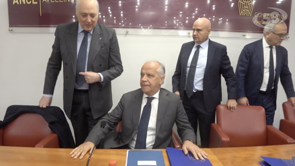 Piantedosi: "Crisi idrica colpa di chi ha gestito il servizio"