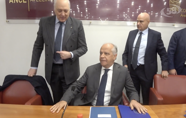 Piantedosi: "Crisi idrica colpa di chi ha gestito il servizio"