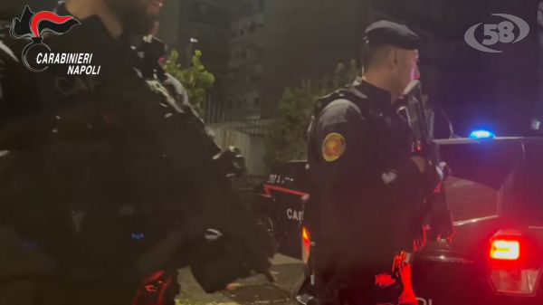 Estorsione, tentata estorsione, delitti aggravati dal metodo mafioso: 44 arresti. Operazione Carabinieri e Dda di Napoli/VIDEO
