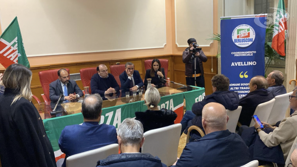 Petitto festeggia la rielezione: "Forza Italia radicata sul territorio"