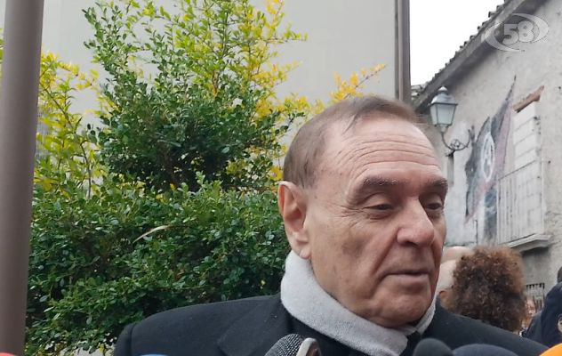 Mastella telefona ai suoi concittadini e annuncia novità: altri 53 milioni in arrivo/L'INTERVISTA