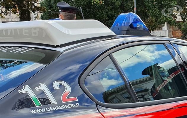 Mirabella, sequestrati 220 grammi di hashish nascosti in un muro