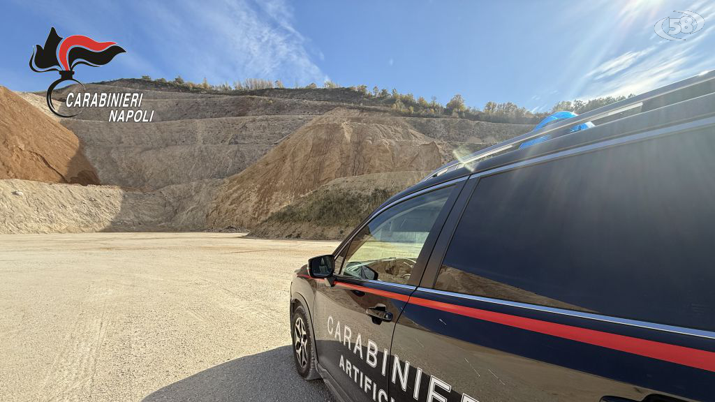 Sequestrati 44 chili di esplosivo, anche 3 granate da guerra e 2 bombe a mano. L’allarme degli artificieri/VIDEO