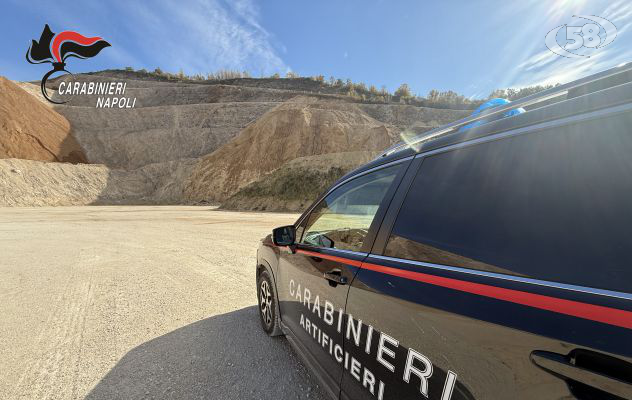 Sequestrati 44 chili di esplosivo, anche 3 granate da guerra e 2 bombe a mano. L’allarme degli artificieri/VIDEO